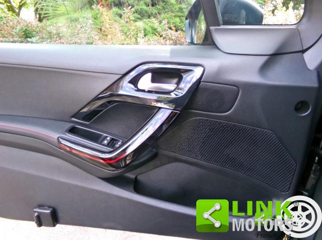 PEUGEOT 208 usata, con ESP