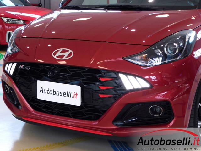 HYUNDAI i10 usata, con Sensori di parcheggio posteriori