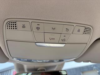 MERCEDES-BENZ E 220 usata 21