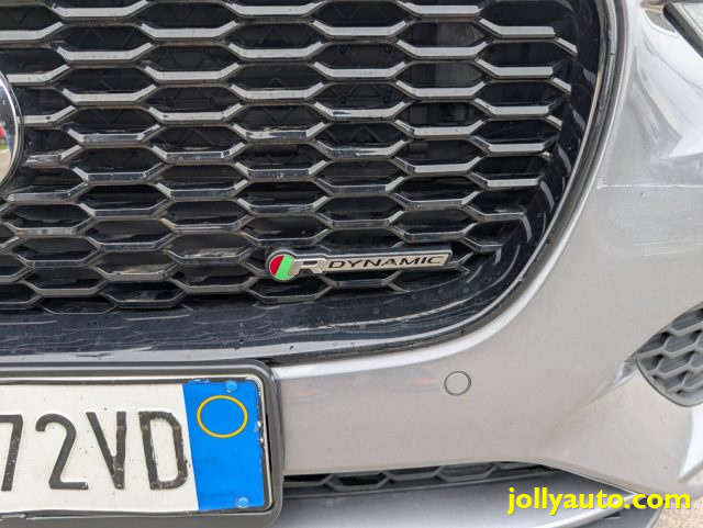 JAGUAR XE usata, con Volante in pelle