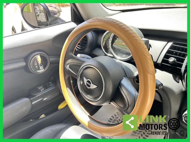 MINI One usata, con Bluetooth