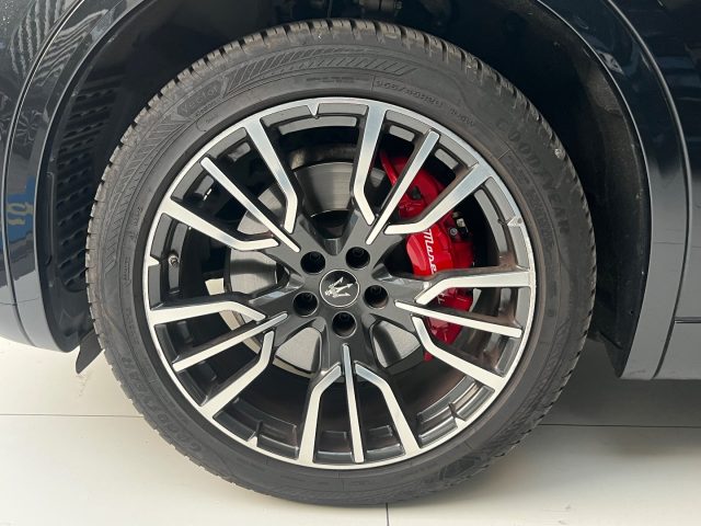 MASERATI Grecale usata, con Luci diurne LED