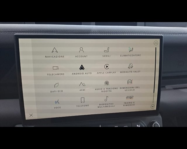 LAND ROVER Defender usata, con Isofix