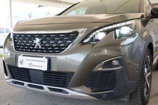 PEUGEOT 3008 usata, con Fendinebbia