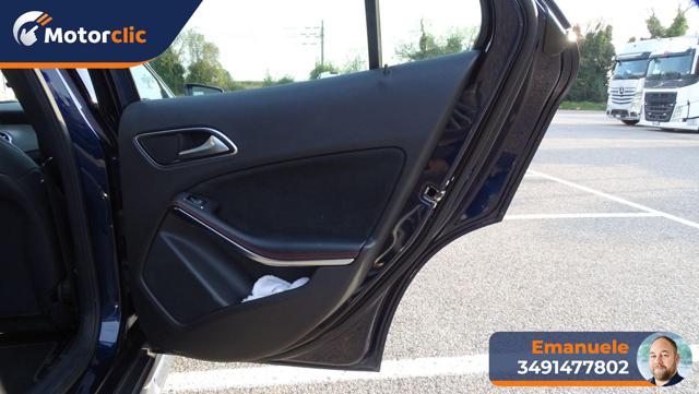 MERCEDES-BENZ GLA 220 usata, con Telecamera per parcheggio assistito