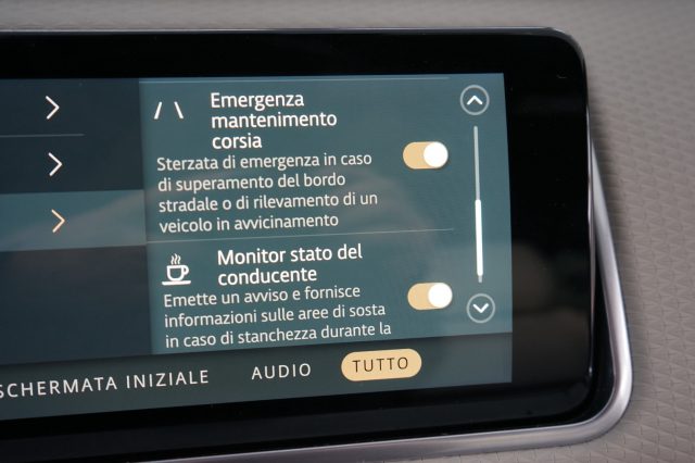 LAND ROVER Range Rover Velar usata, con Telecamera per parcheggio assistito