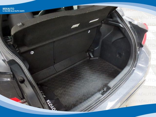 TOYOTA Yaris usata, con Sensore di pioggia