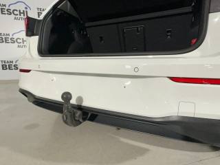 VOLKSWAGEN Golf usata, con Autoradio