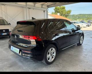 VOLKSWAGEN Golf usata, con Autoradio