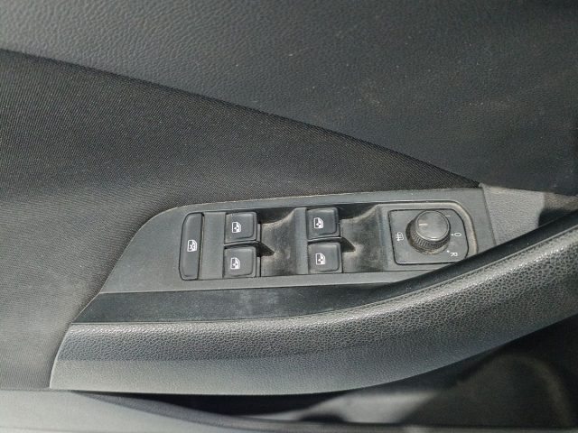 SKODA Kamiq usata, con Sensori di parcheggio posteriori