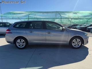 PEUGEOT 308 usata, con Autoradio