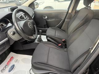 RENAULT Clio usata, con Controllo trazione