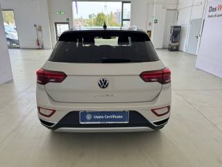 VOLKSWAGEN T-Roc usata, con Autoradio