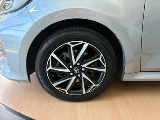 TOYOTA Yaris usata, con Cruise Control