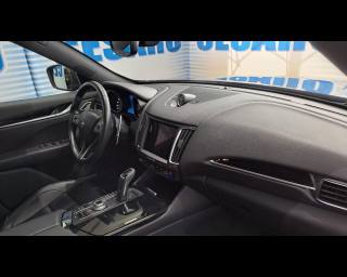 MASERATI Levante usata 22