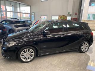 MERCEDES-BENZ B 180 usata, con Cerchi in lega