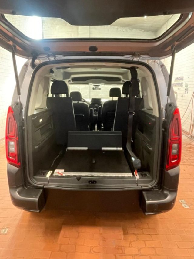 CITROEN Berlingo usata, con Autoradio digitale