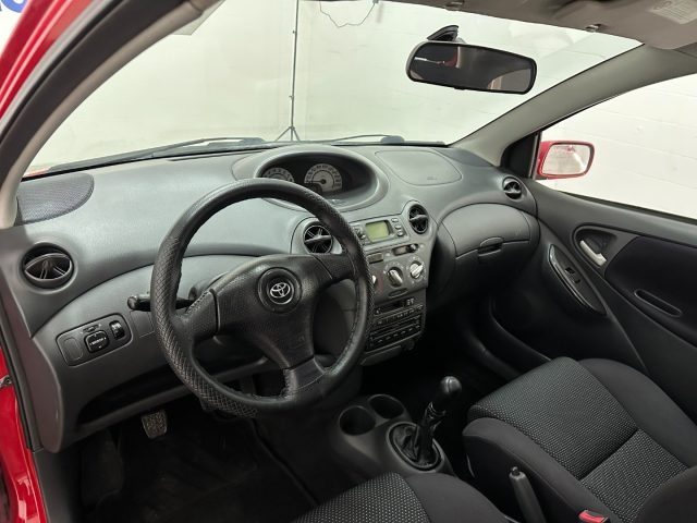 TOYOTA Yaris usata, con Sedile posteriore sdoppiato