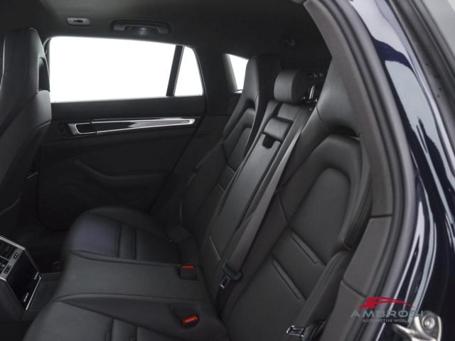 PORSCHE Panamera usata 9