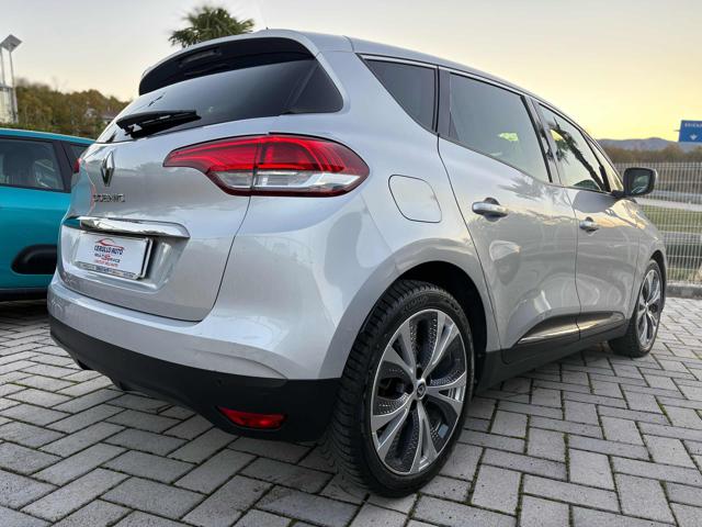 RENAULT Scenic usata, con Airbag laterali