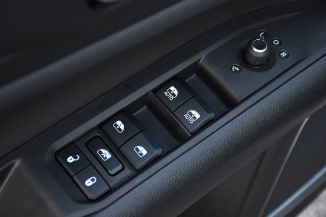 JEEP Compass usata, con Interni in pelle