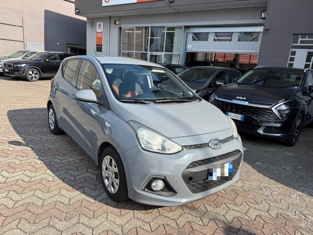 HYUNDAI i10 usata, con Airbag laterali