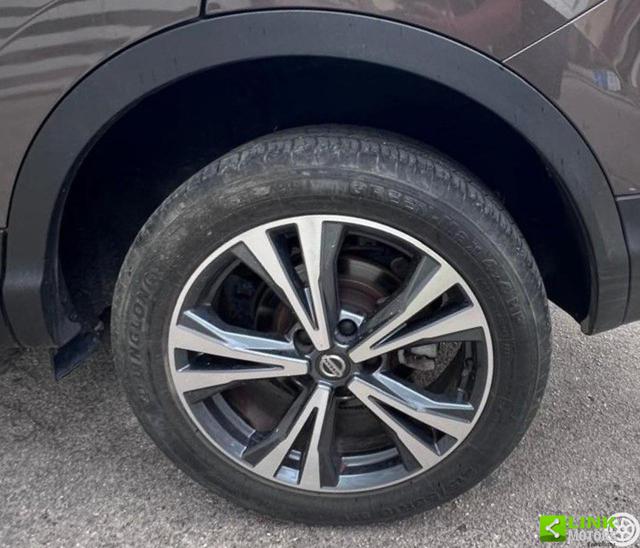 NISSAN Qashqai usata, con Bracciolo