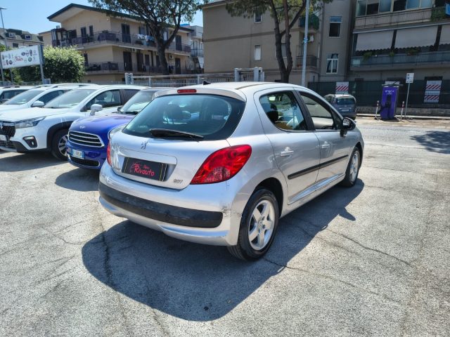 PEUGEOT 207 usata, con Alzacristalli elettrici