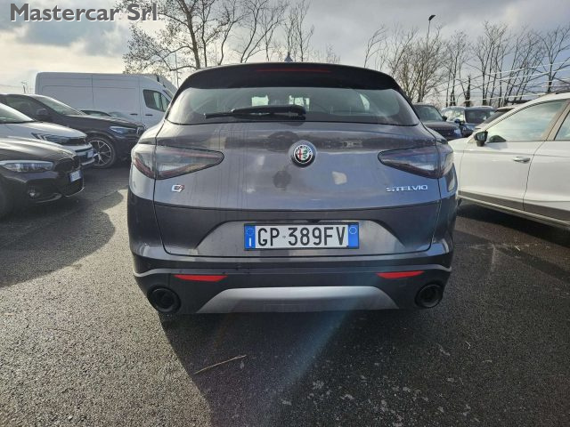 ALFA ROMEO Stelvio usata, con Alzacristalli elettrici