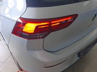 VOLKSWAGEN Golf usata, con Touch screen