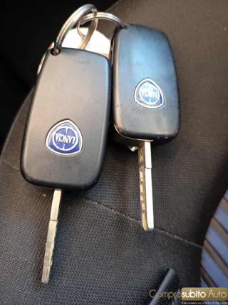 LANCIA Ypsilon usata, con Specchietti laterali elettrici
