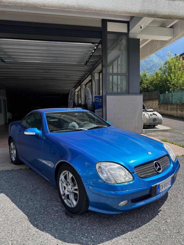 MERCEDES-BENZ SLK 200 usata, con Sedili riscaldati