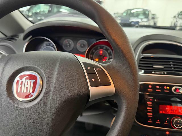 FIAT Punto usata, con Sensori di parcheggio posteriori