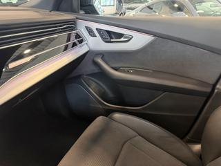 AUDI Q8 usata, con ESP