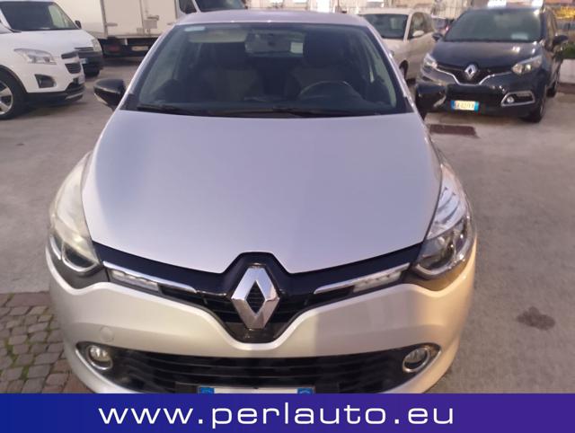 RENAULT Clio usata, con Airbag