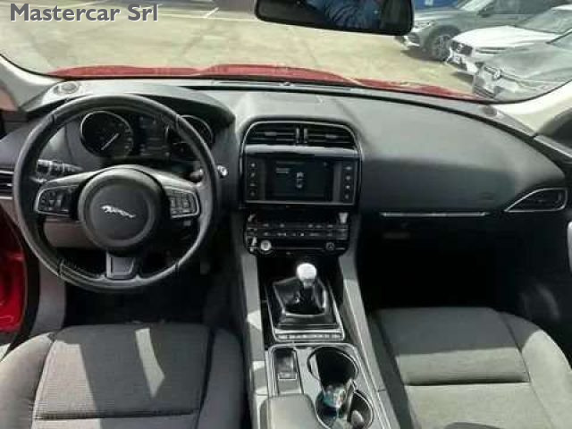 JAGUAR F-Pace usata, con Cruise Control