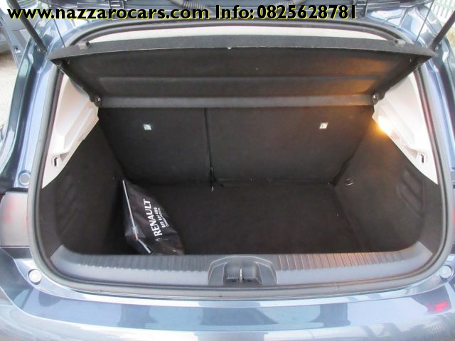 RENAULT Clio usata, con Boardcomputer