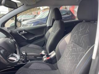 PEUGEOT 2008 usata 12