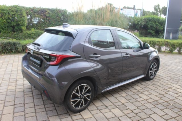 TOYOTA Yaris usata 23