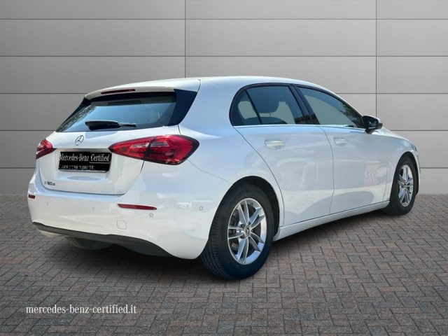 MERCEDES-BENZ A 180 usata, con Airbag