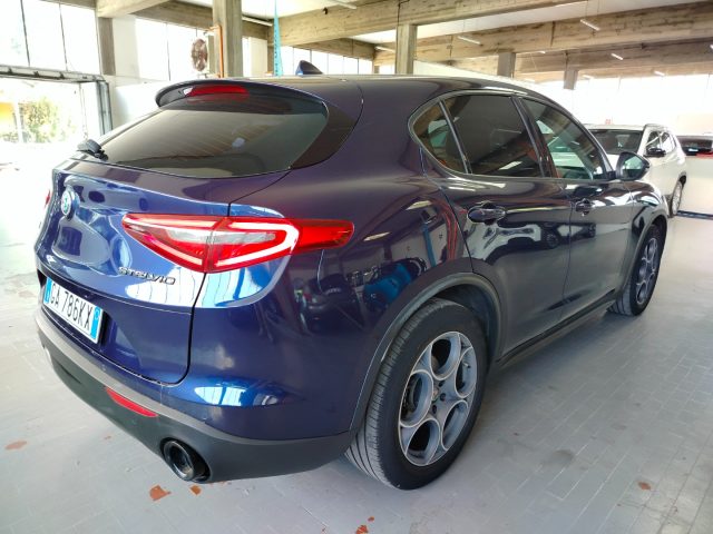 ALFA ROMEO Stelvio usata, con Chiusura centralizzata