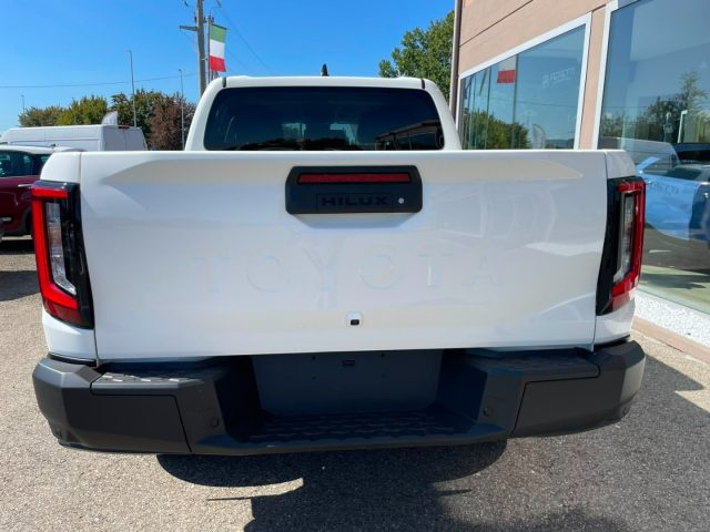 TOYOTA Hilux usata, con Controllo automatico clima
