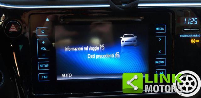 TOYOTA Auris usata, con Cruise Control