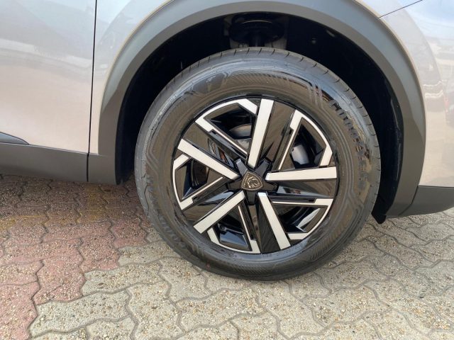 PEUGEOT 2008 usata, con Cruise Control