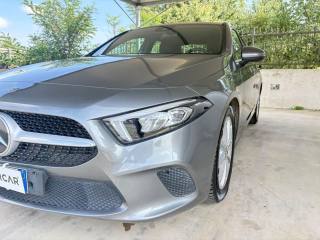 MERCEDES-BENZ A 180 usata, con Volante multifunzione
