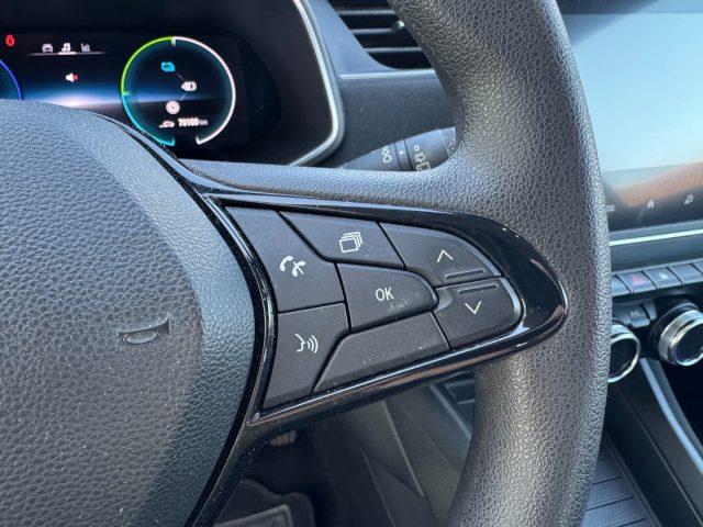 RENAULT ZOE usata, con Autoradio digitale