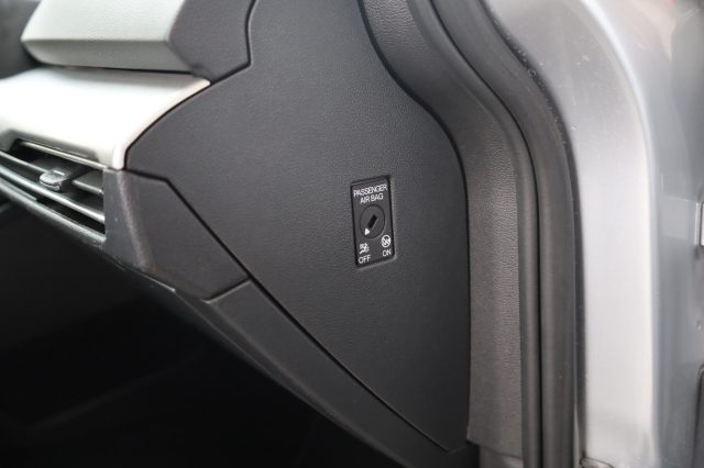 VOLKSWAGEN Golf usata 121