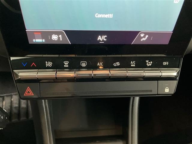 RENAULT Captur usata 19