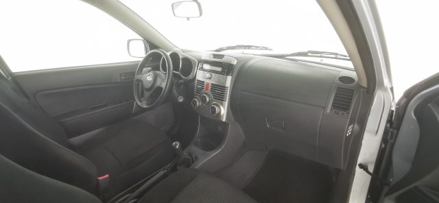 DAIHATSU Terios usata 40