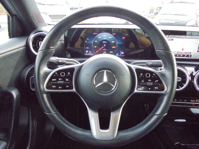 MERCEDES-BENZ A 180 usata 25